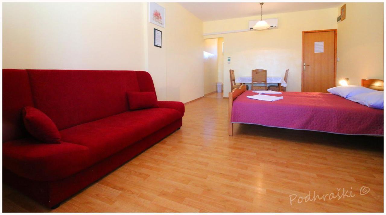 Primosten Apartments Exterior foto